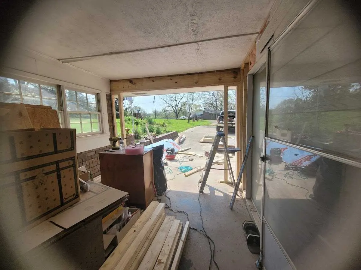 Air movers and dehumidifier for Drying & Dehumidification in Liberty Lake